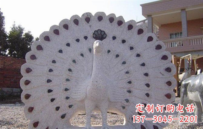 湖北精美绝伦的孔雀石雕塑