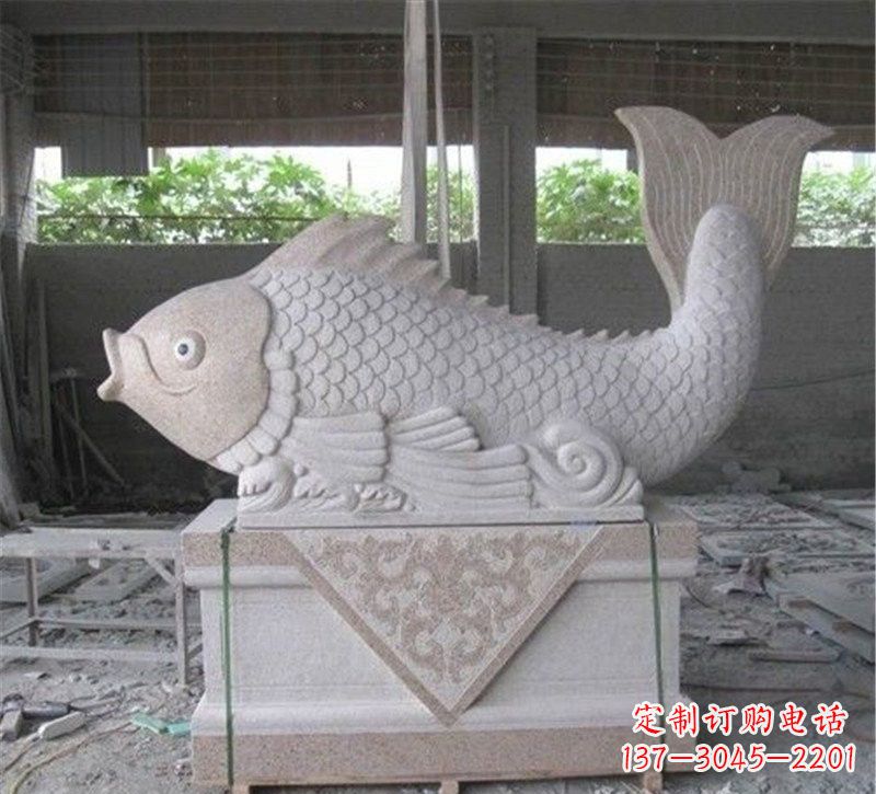 湖北精美大理石"鲤鱼"雕塑