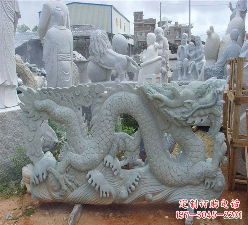 湖北大理石龙石雕传承古老文化,精雕细琢的艺术品