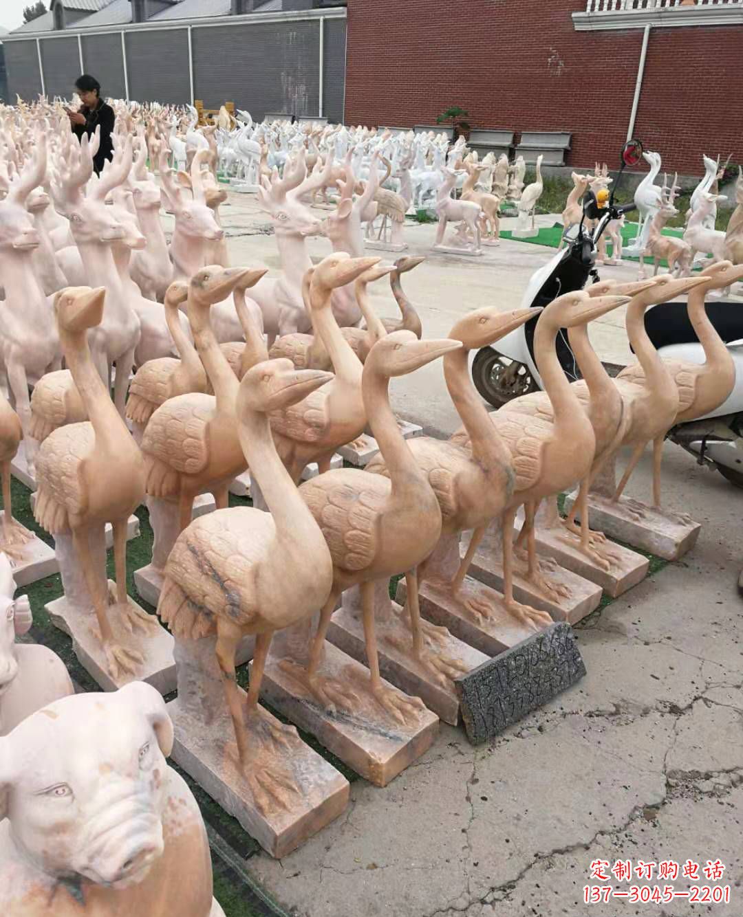 湖北丹顶鹤大理石雕塑