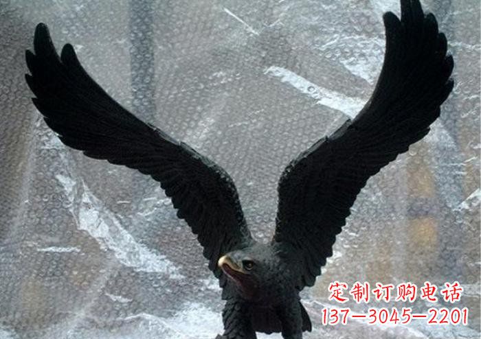湖北大鹏展翅玻璃钢老鹰雕塑