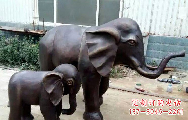 湖北浓情母子情·大象铜雕塑