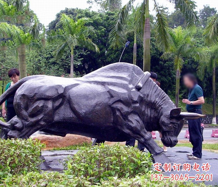 湖北大型公园动物牛铜雕塑