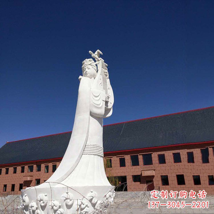 湖北中国古代四大美女之王昭君出塞石雕塑