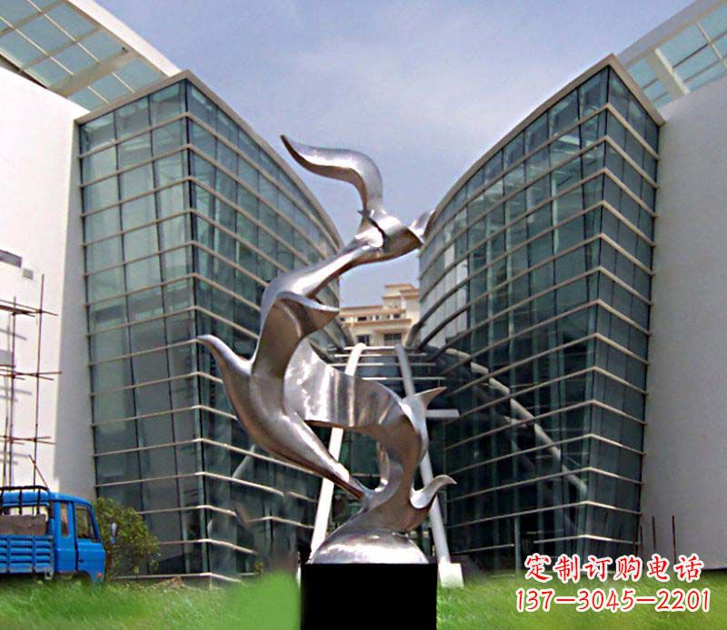 湖北大雁不锈钢雕塑