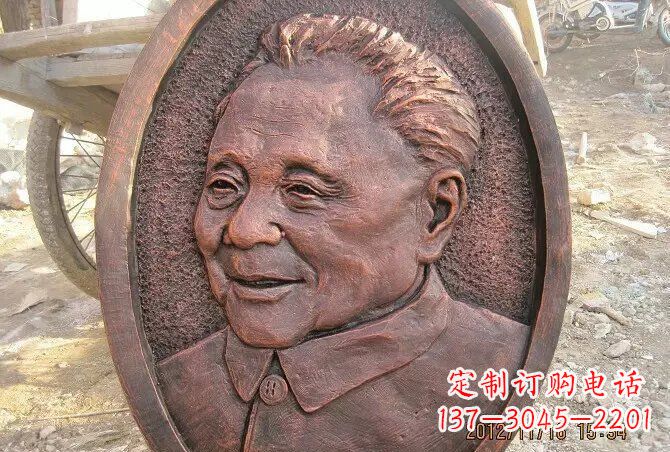 湖北传承历史，永记邓小平——邓小平头像铜雕塑