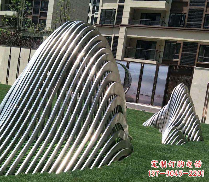 湖北不锈钢假山雕塑——电镀之美