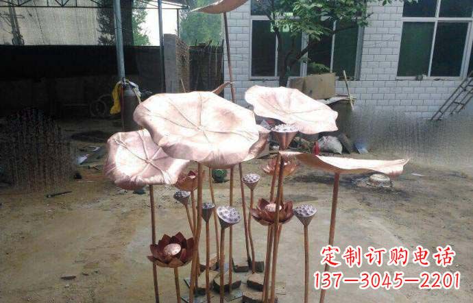 湖北锻铜荷叶雕塑