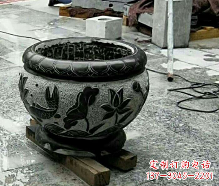 湖北精美仿古招财水缸石雕