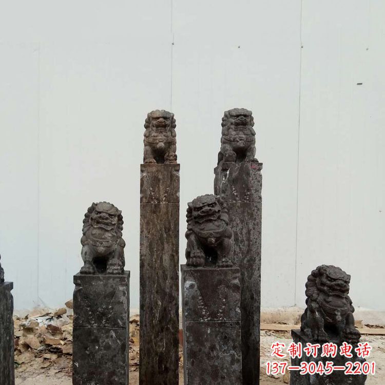 湖北复古风格拴马桩雕塑