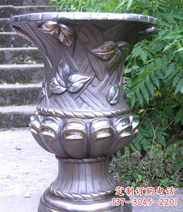 湖北玻璃钢花盆雕塑