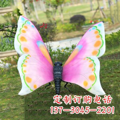 湖北紫白色蝴蝶雕塑
