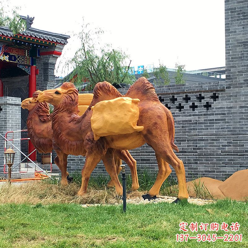 湖北集萃精美的骆驼雕塑