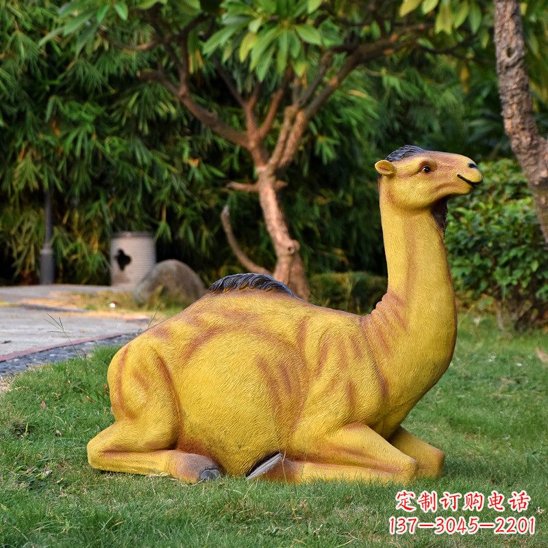 湖北艺术精美的骆驼雕塑