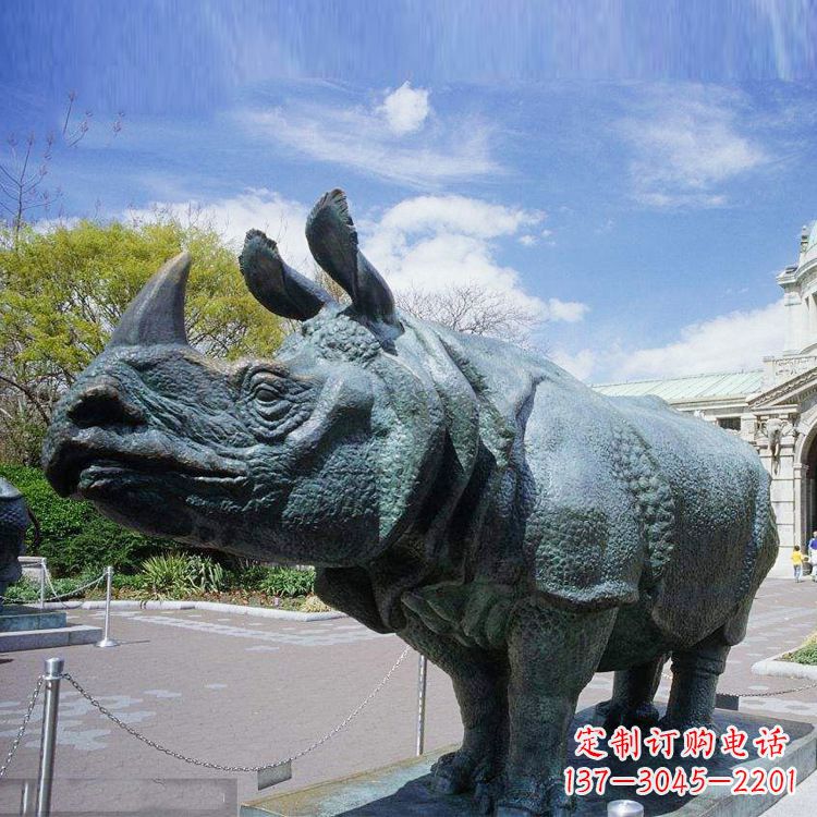 湖北仿真犀牛铜雕-公园园林动物雕塑摆件