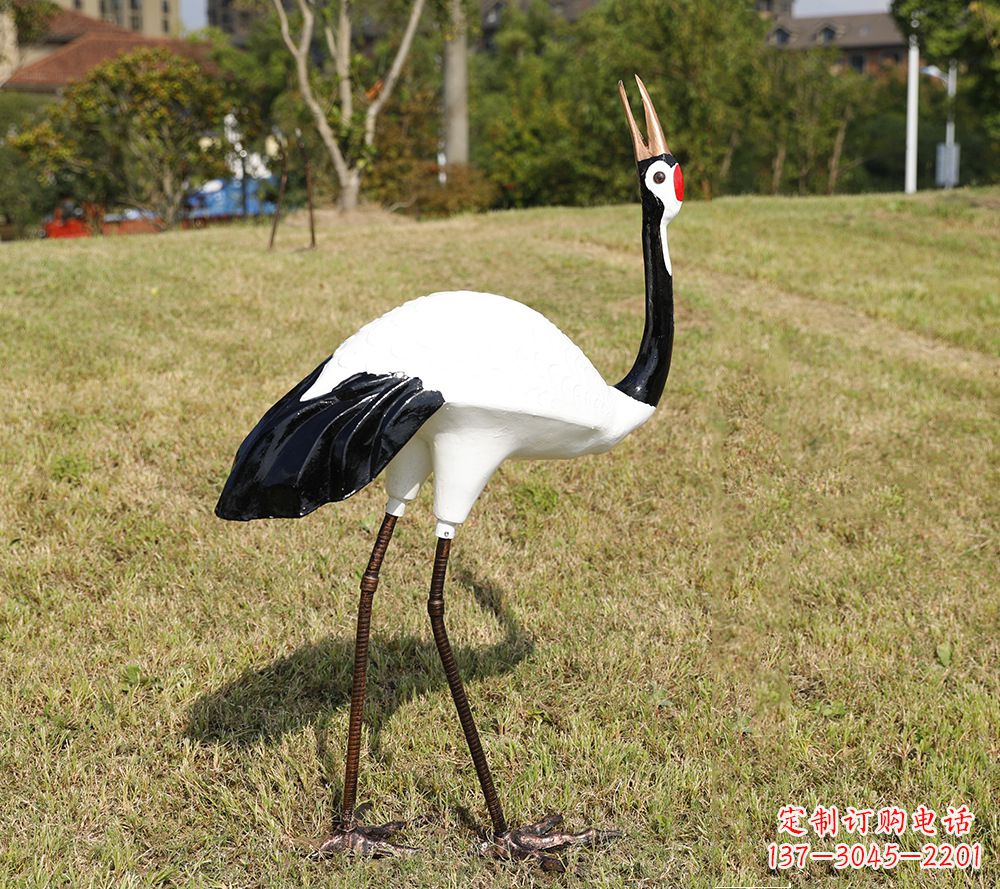 湖北仿真仙鹤雕塑