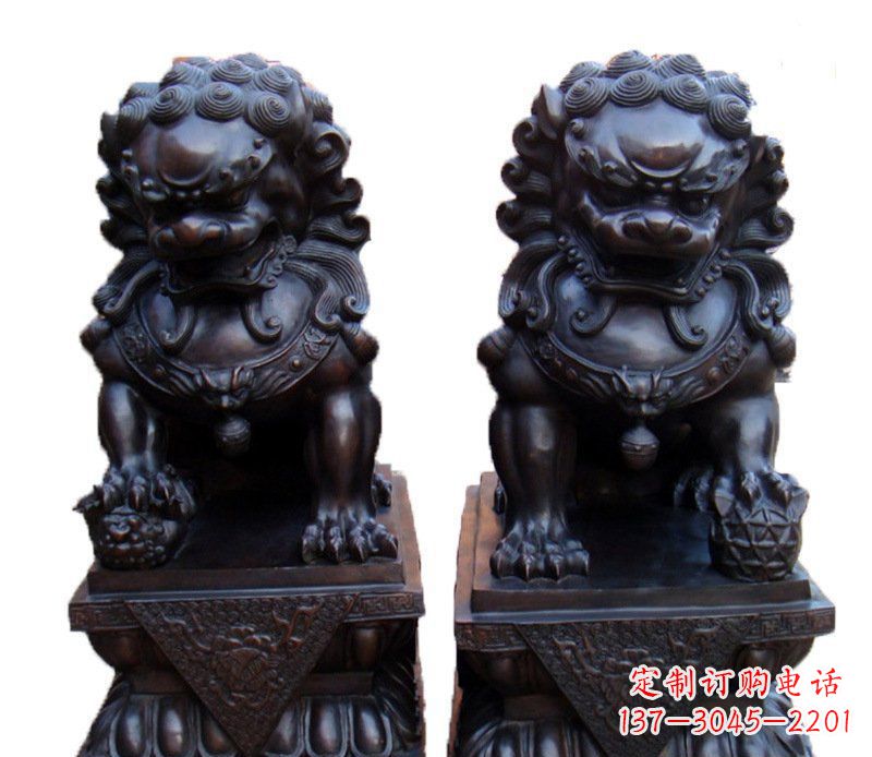 湖北纯铜故宫狮子摆件雕塑