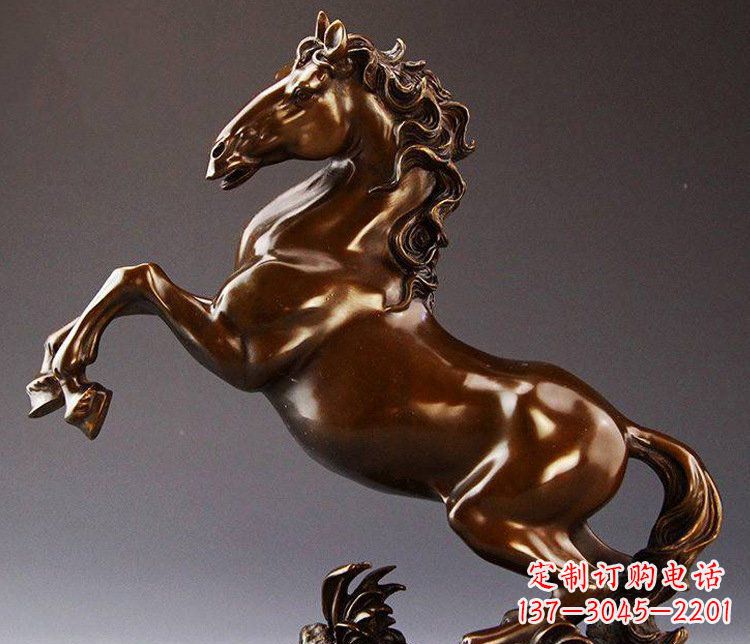 湖北青铜马头雕塑