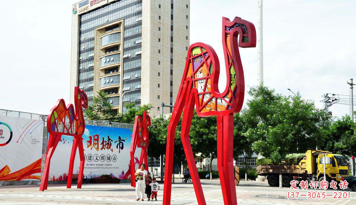湖北欣赏经典之美,拥有完美的高端骆驼雕塑