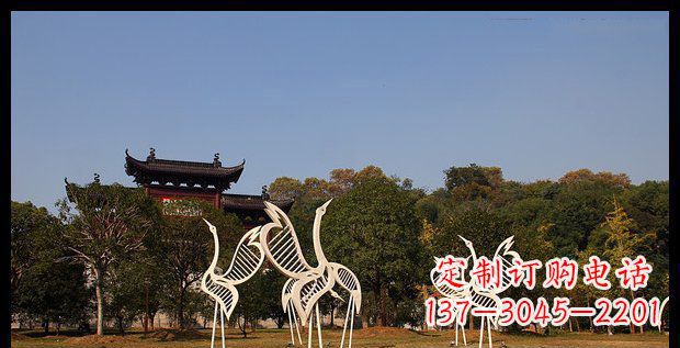 湖北中领雕塑的精美不锈钢仙鹤雕塑
