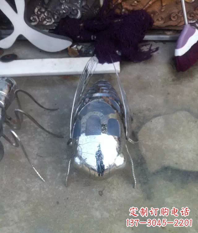 湖北不锈钢动物雕塑