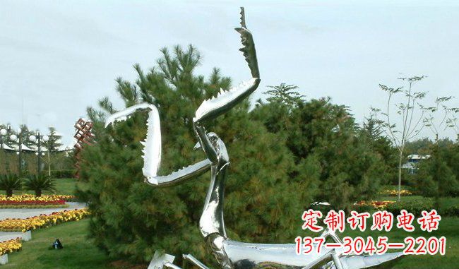 湖北不锈钢螳螂雕塑