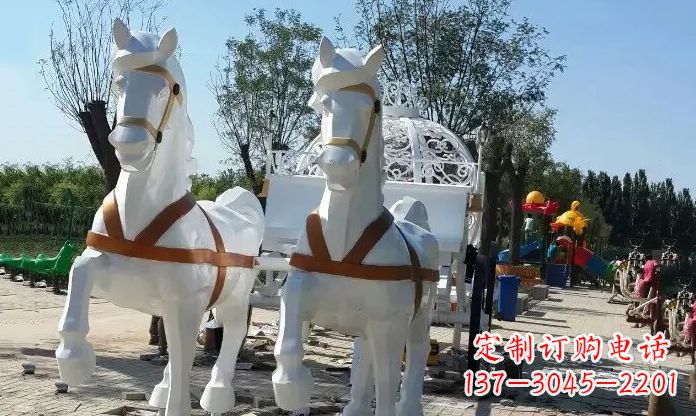 湖北优雅迷人的不锈钢马车雕塑