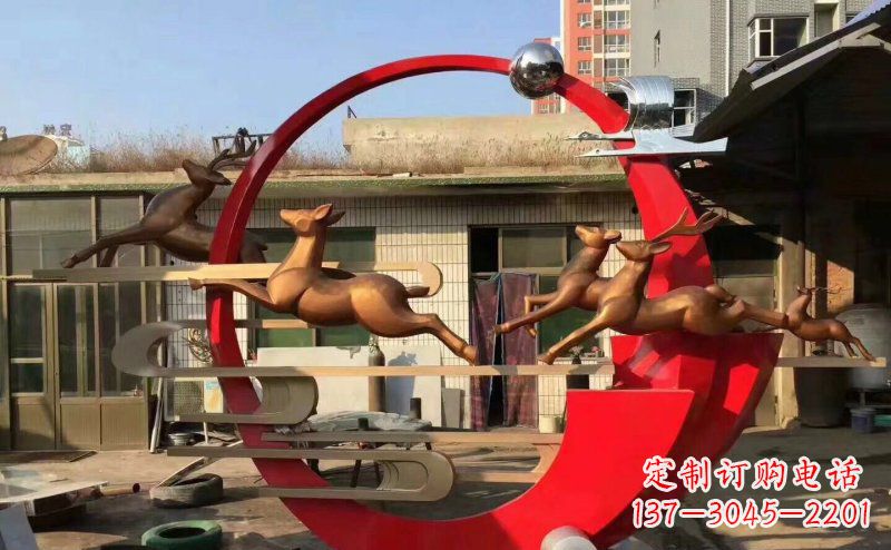 湖北梅花鹿不锈钢雕塑引人瞩目的审美观赏