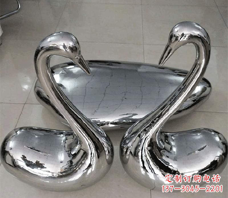 湖北高端定制不锈钢天鹅雕塑