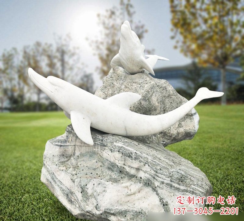 湖北中领雕塑设计之海豚石雕