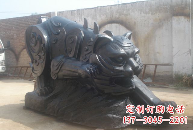 湖北公园动物铜雕老虎