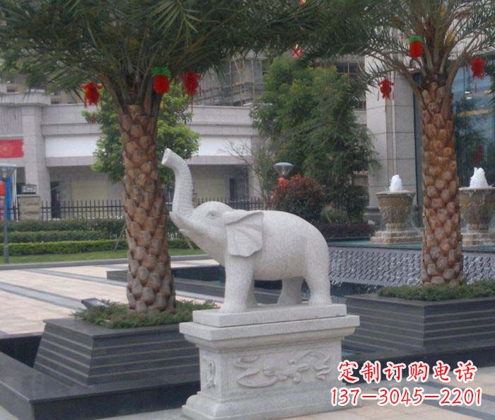 湖北公园动物小象石雕