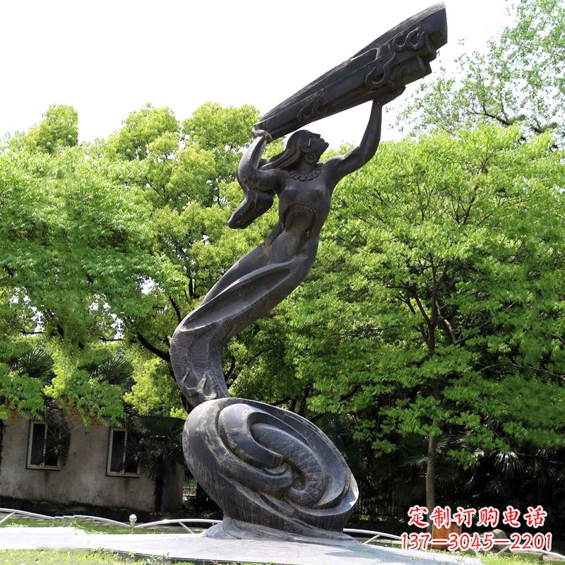 湖北公园神话传说人物始母神女娲补天景观雕塑