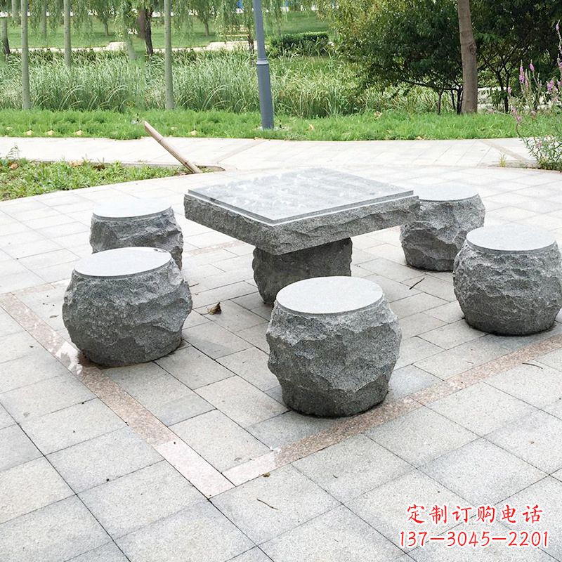 湖北新题目“古典风格石桌凳雕塑”