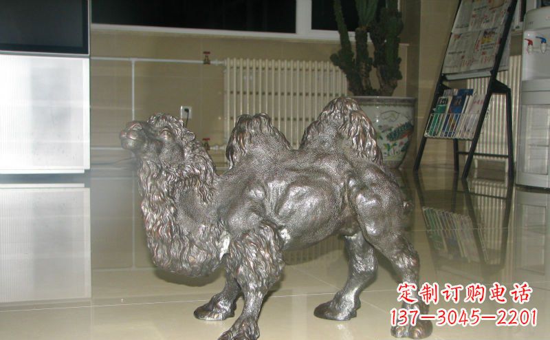 湖北高质量铜制骆驼雕塑