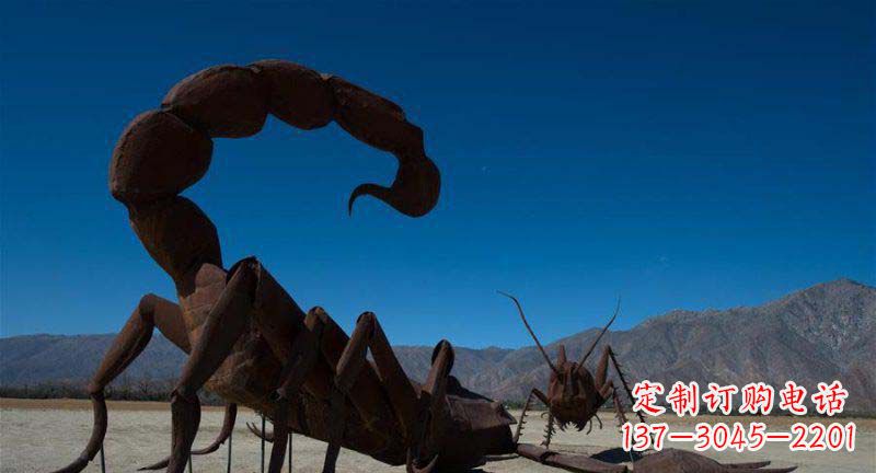 湖北公园蝎子动物铜雕