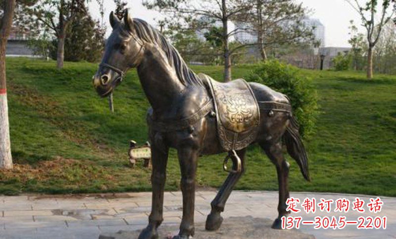 湖北公园铸铜马