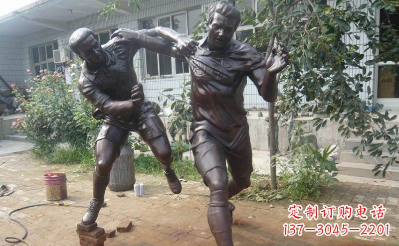 湖北领雕塑卓越的足球雕塑技艺
