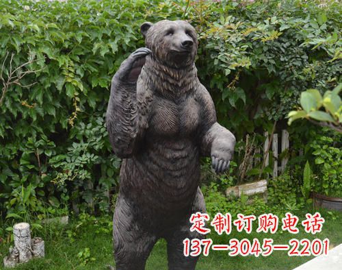 湖北仿真狗熊铜雕,体现野性的自然美丽