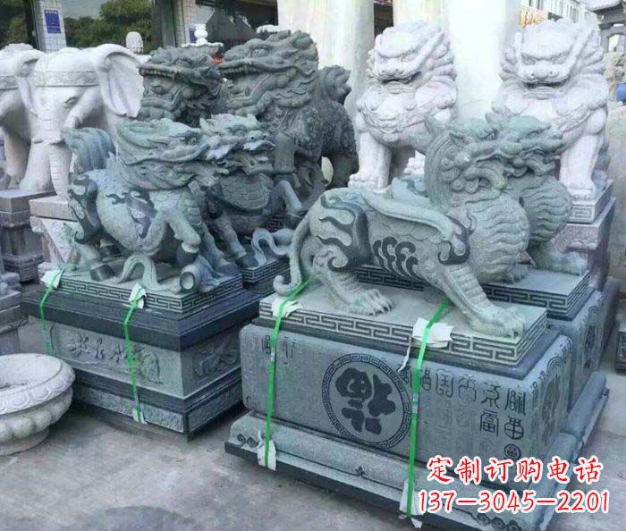 湖北古典神秘貔貅雕塑