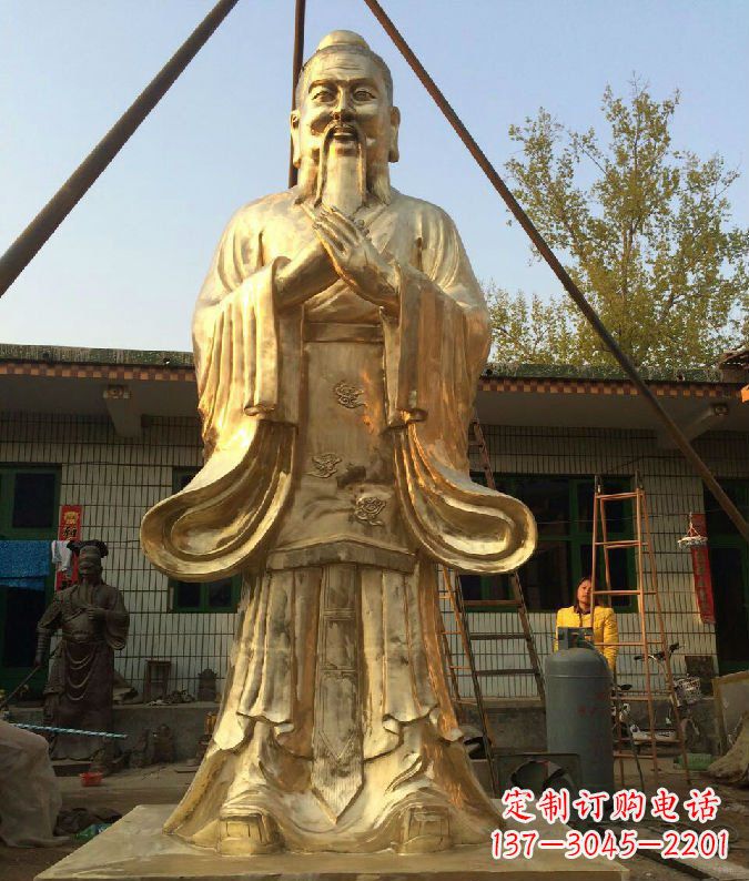 湖北孔子铜雕--象征传统智慧的艺术