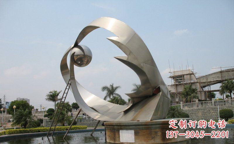湖北广场不锈钢抽象喷泉雕塑