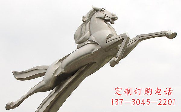 湖北精美不锈钢一马当先雕塑