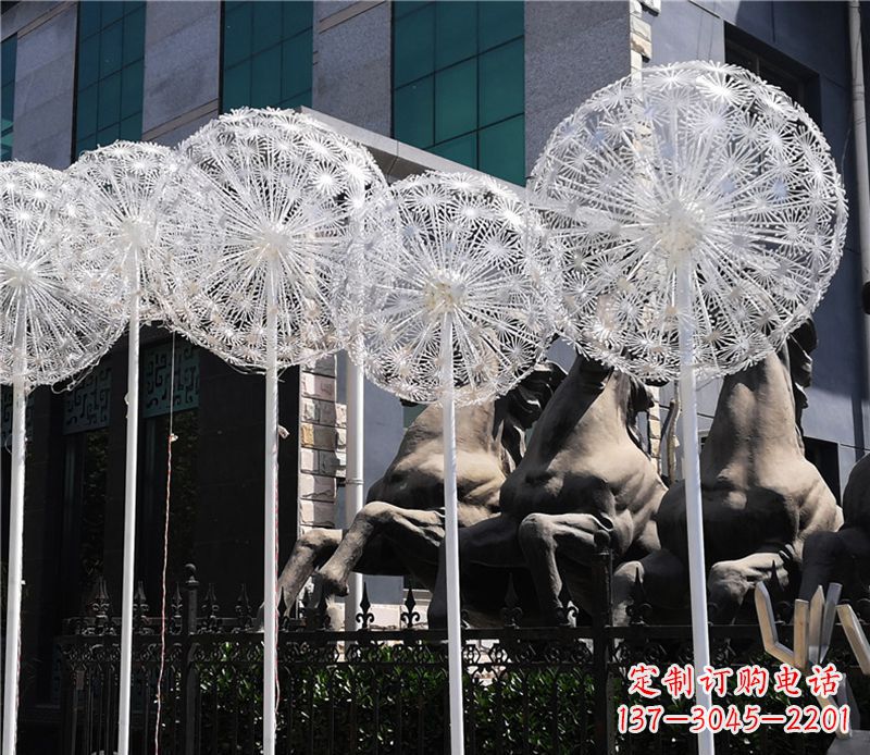 湖北广场不锈钢蒲公英雕塑