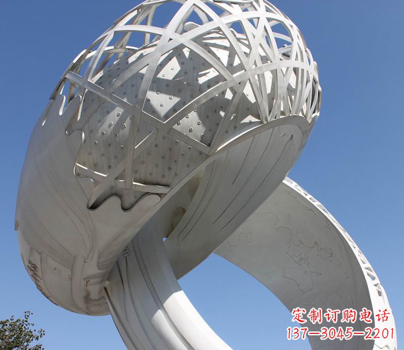 湖北艺术品级不锈钢戒指雕塑