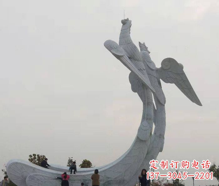 湖北中领雕塑：凤凰石雕，精美瑰丽的艺术品
