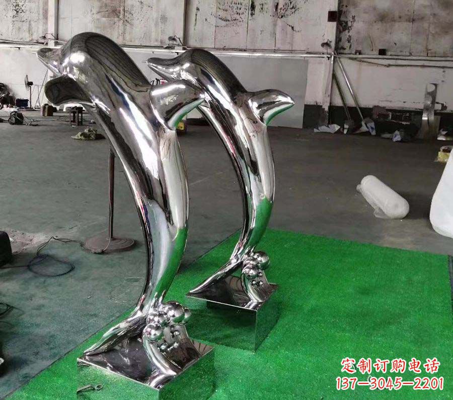 湖北广场镜面不锈钢海豚雕塑