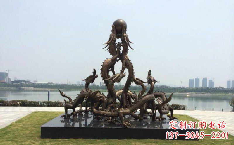 湖北广场九龙不锈钢雕塑