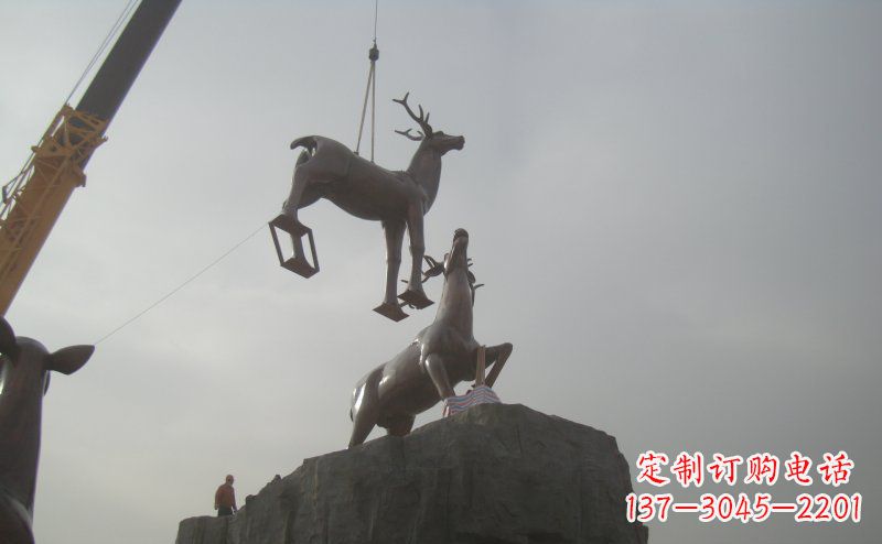 湖北梅花鹿动物铜雕,极致精细,表达优雅