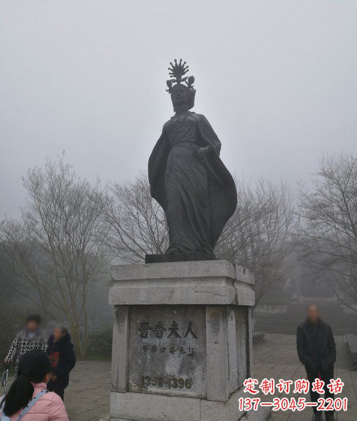 湖北广场奢香夫人古代名人铜雕